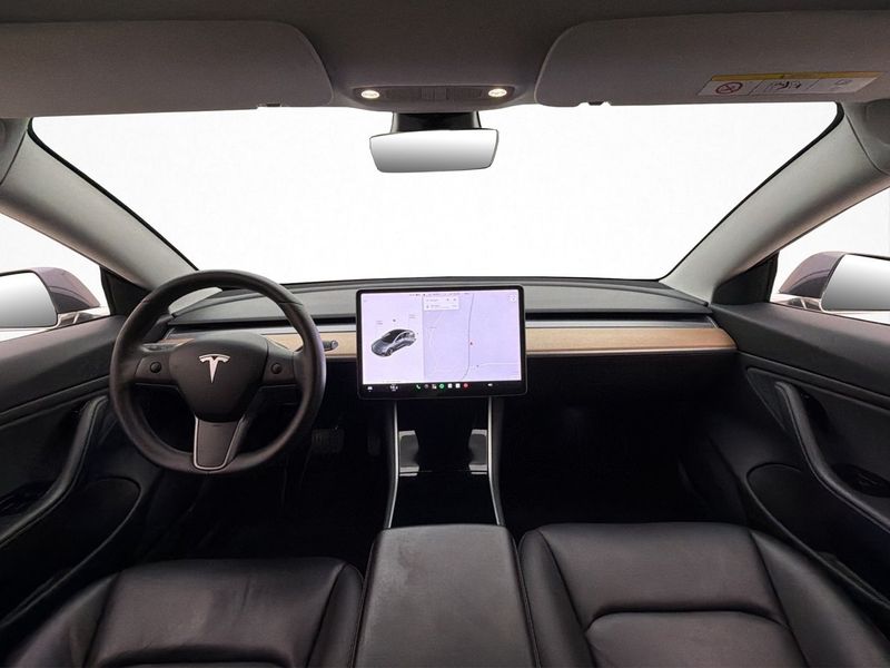 Tesla Model 3 bild 23