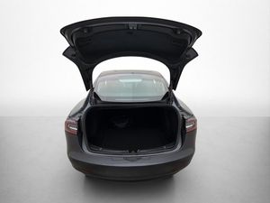 Tesla Model 3 bild 10