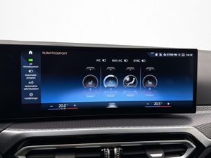 BMW 330 bild 18