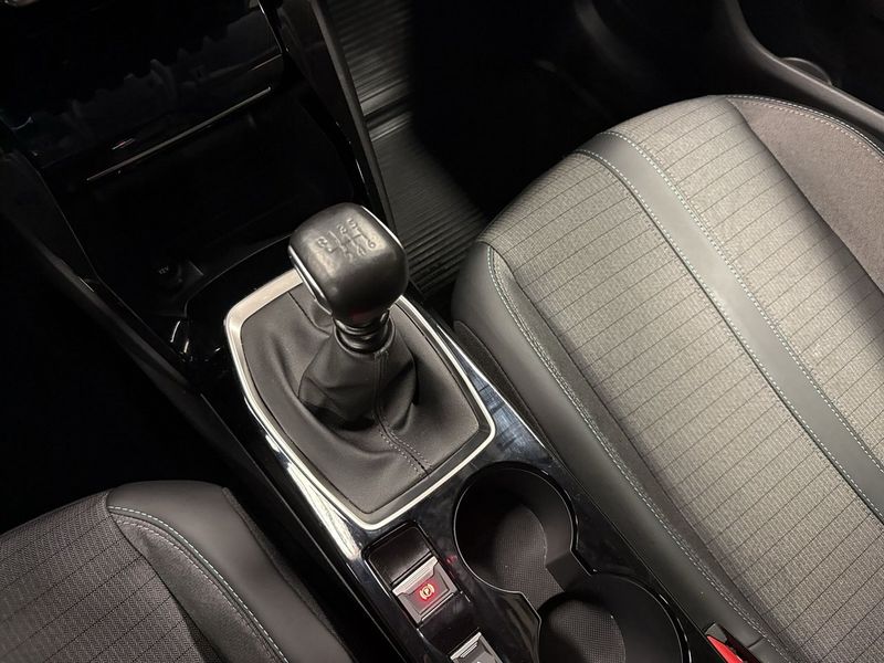 Peugeot 208 bild 22