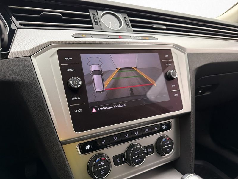 Volkswagen Passat bild 16