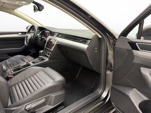 Volkswagen Passat bild 22
