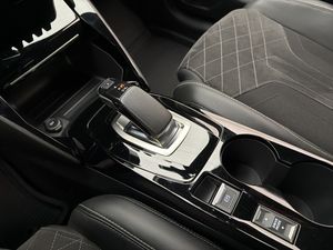 Peugeot e-208 bild 24
