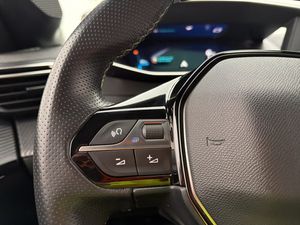 Peugeot e-208 bild 16