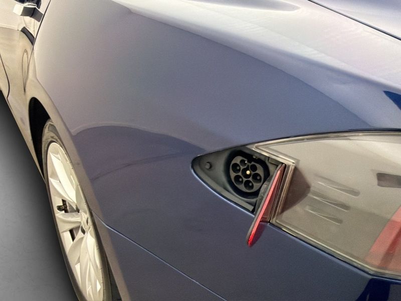 Tesla Model S bild 31