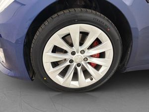 Tesla Model S bild 34