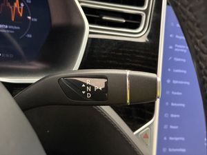 Tesla Model S bild 18