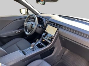 Lexus LBX bild 6