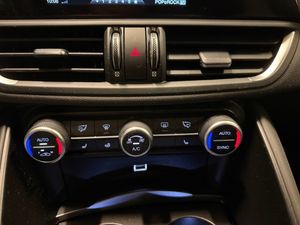 Alfa Romeo Giulia bild 15