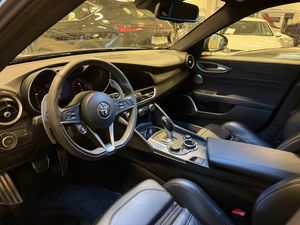 Alfa Romeo Giulia bild 8