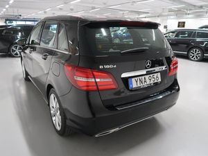 Mercedes B180 bild 8