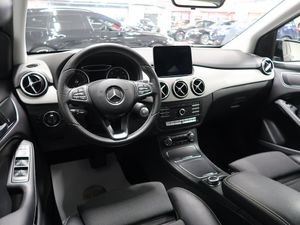 Mercedes B180 bild 14