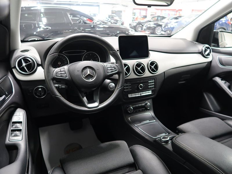 Mercedes B180 bild 14