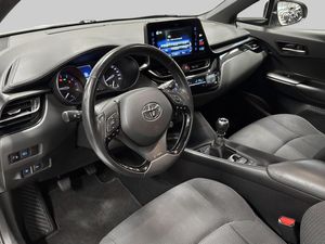 Toyota C-HR bild 8