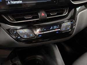 Toyota C-HR bild 12