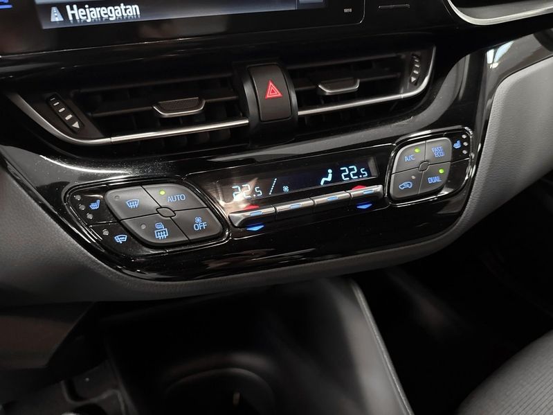 Toyota C-HR bild 12