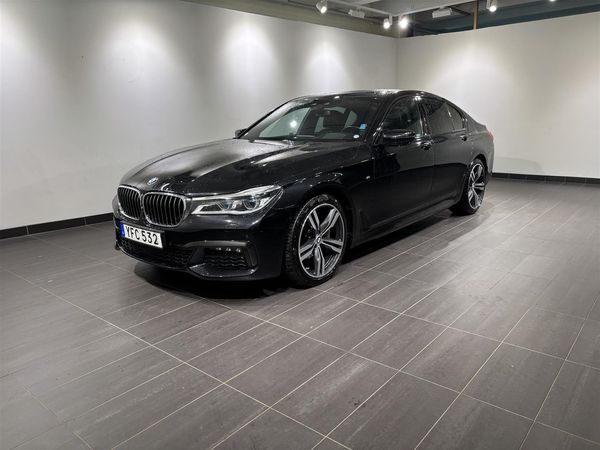 BMW 740 D xDrive M Sport 360° Taklucka Laser B W DAP Massage 4-Zo - 2017