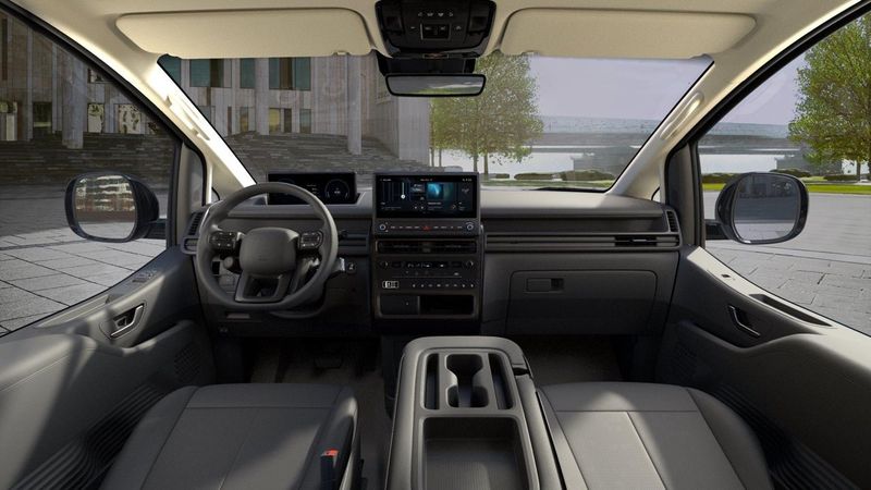 Hyundai Staria bild 5