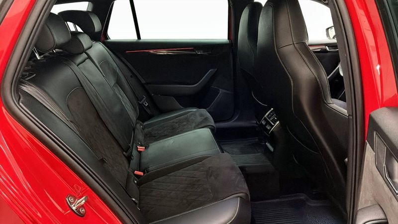Skoda Superb bild 5