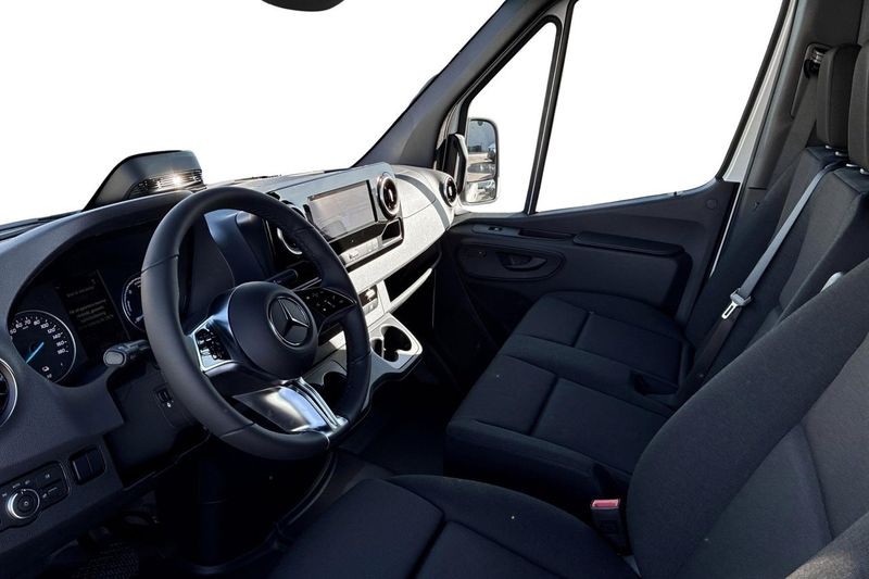 Mercedes e-Sprinter bild 9