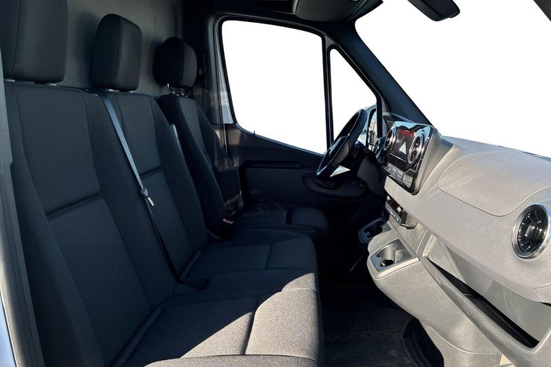 Mercedes e-Sprinter bild 10