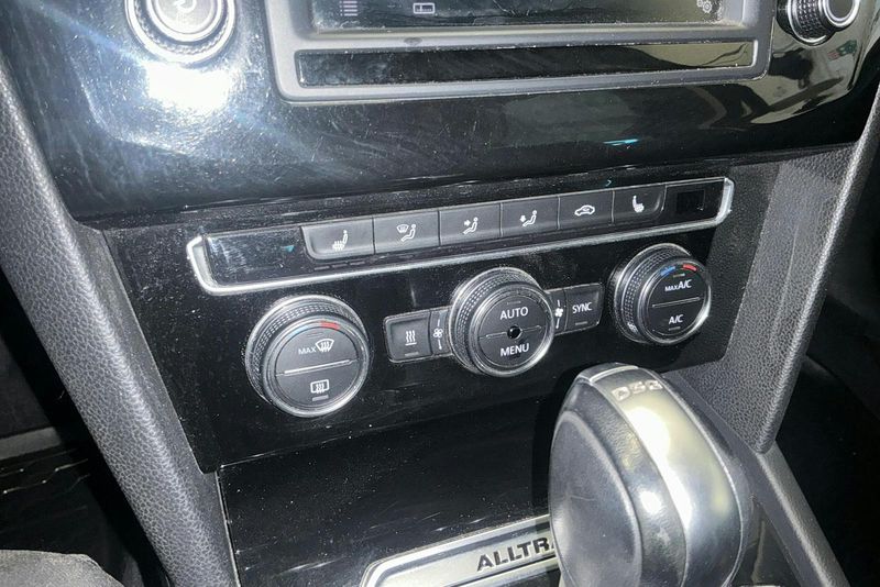 Volkswagen Passat bild 13