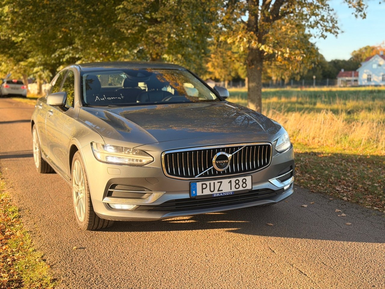 Volvo S90