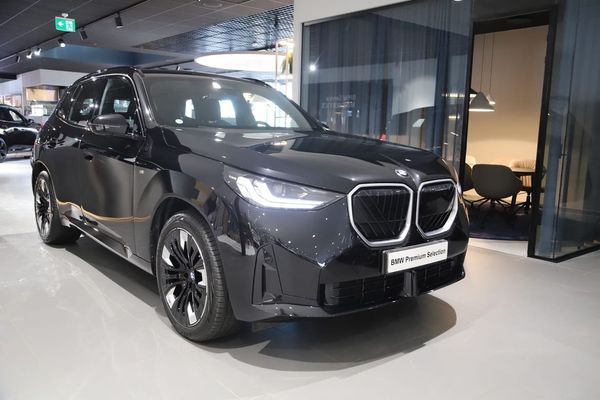 BMW X3 M Sport / Rattvärme / 20" - 2026