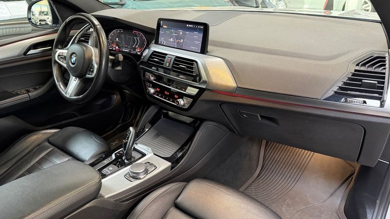 BMW X4 bild 9