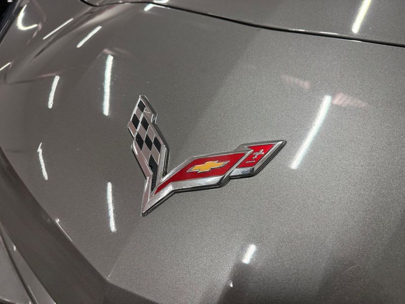 Chevrolet Corvette bild 19