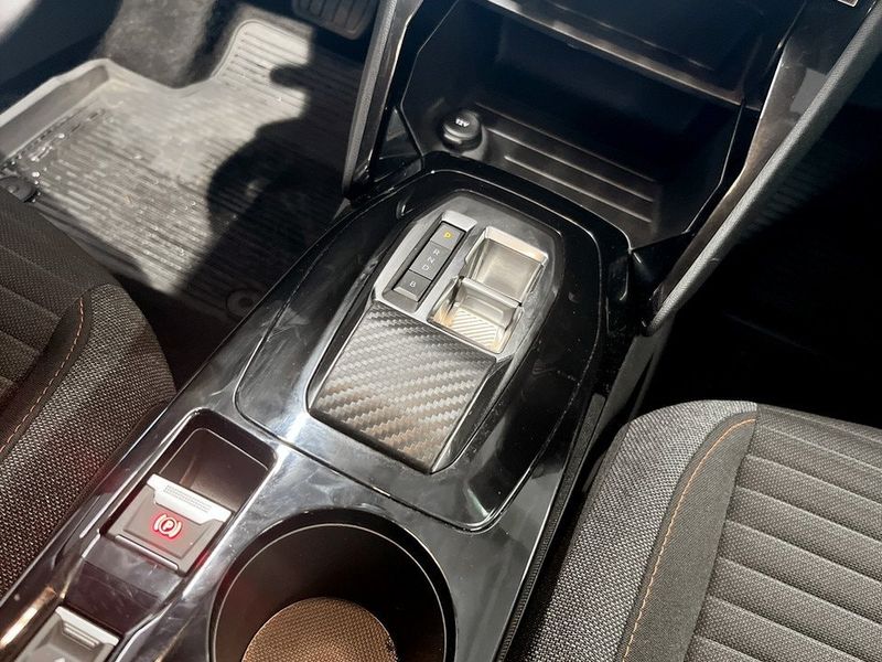 Peugeot e-208 bild 12