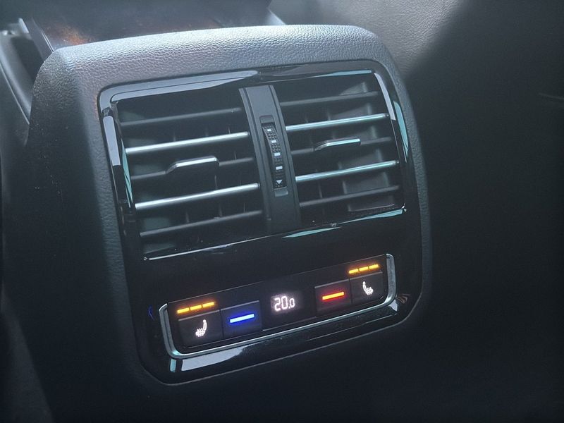 Volkswagen Passat bild 12