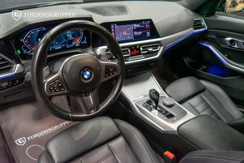 BMW 330 bild 16