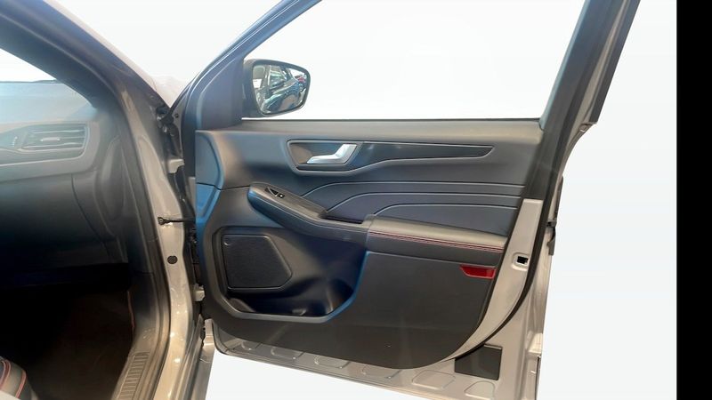 Ford Kuga bild 11