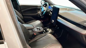 Ford Mustang Mach-E bild 3