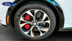 Ford Mustang Mach-E bild 9