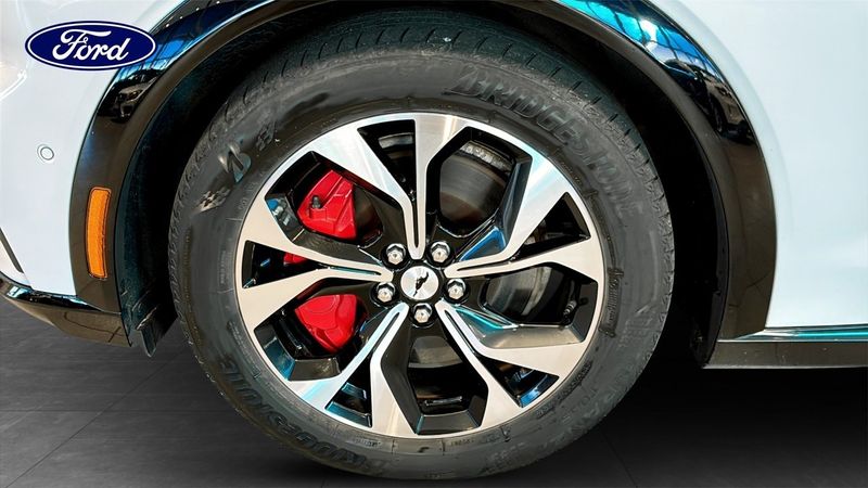 Ford Mustang Mach-E bild 9