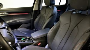 Skoda Enyaq bild 8