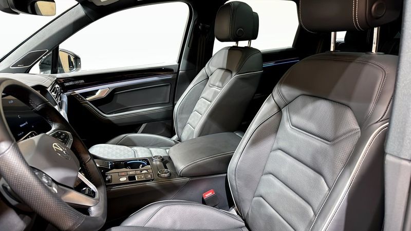 Volkswagen Touareg bild 8