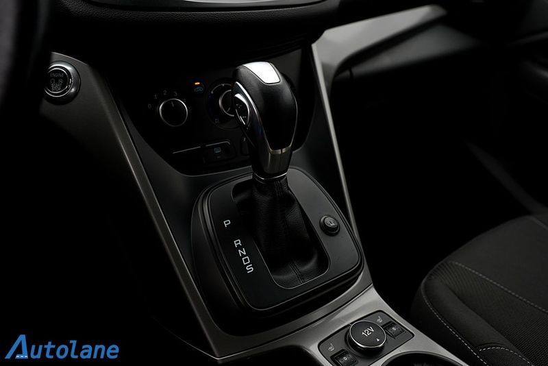 Ford Kuga bild 33