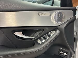 Mercedes GLC220 bild 17