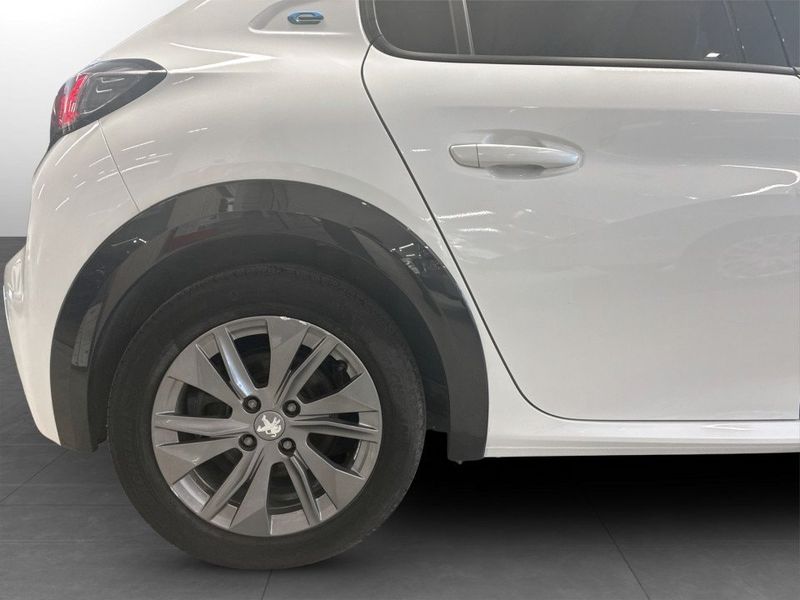 Peugeot e-208 bild 14