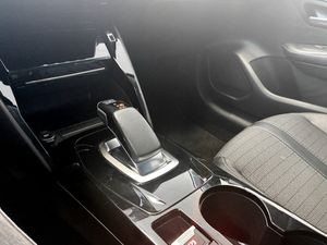 Peugeot e-208 bild 10