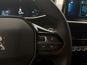 Peugeot e-2008 bild 19