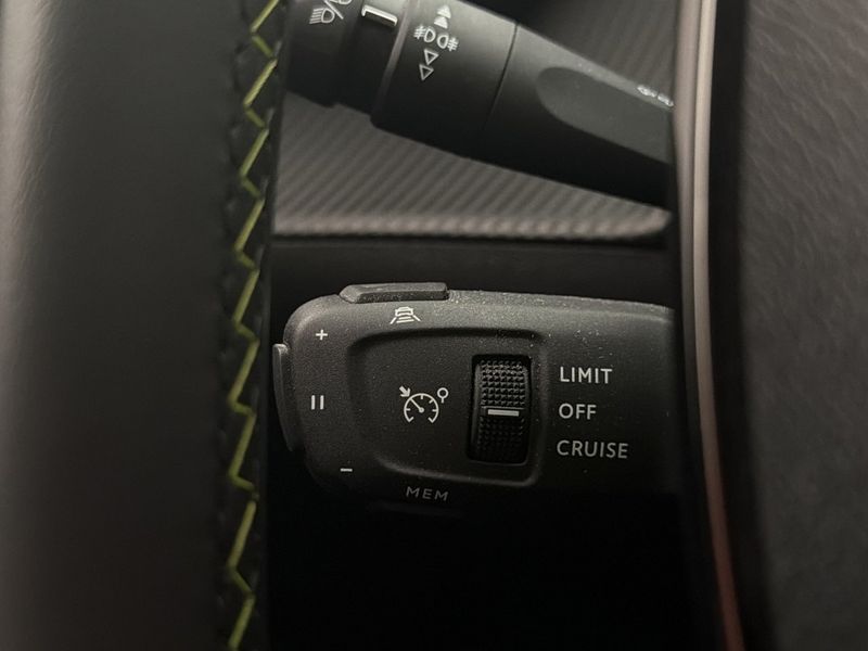 Peugeot e-2008 bild 15