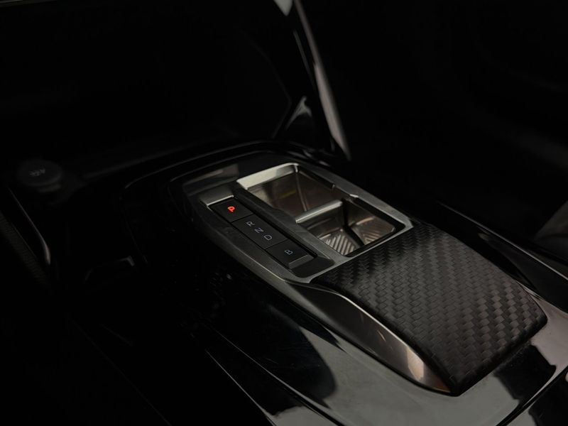 Peugeot e-2008 bild 25