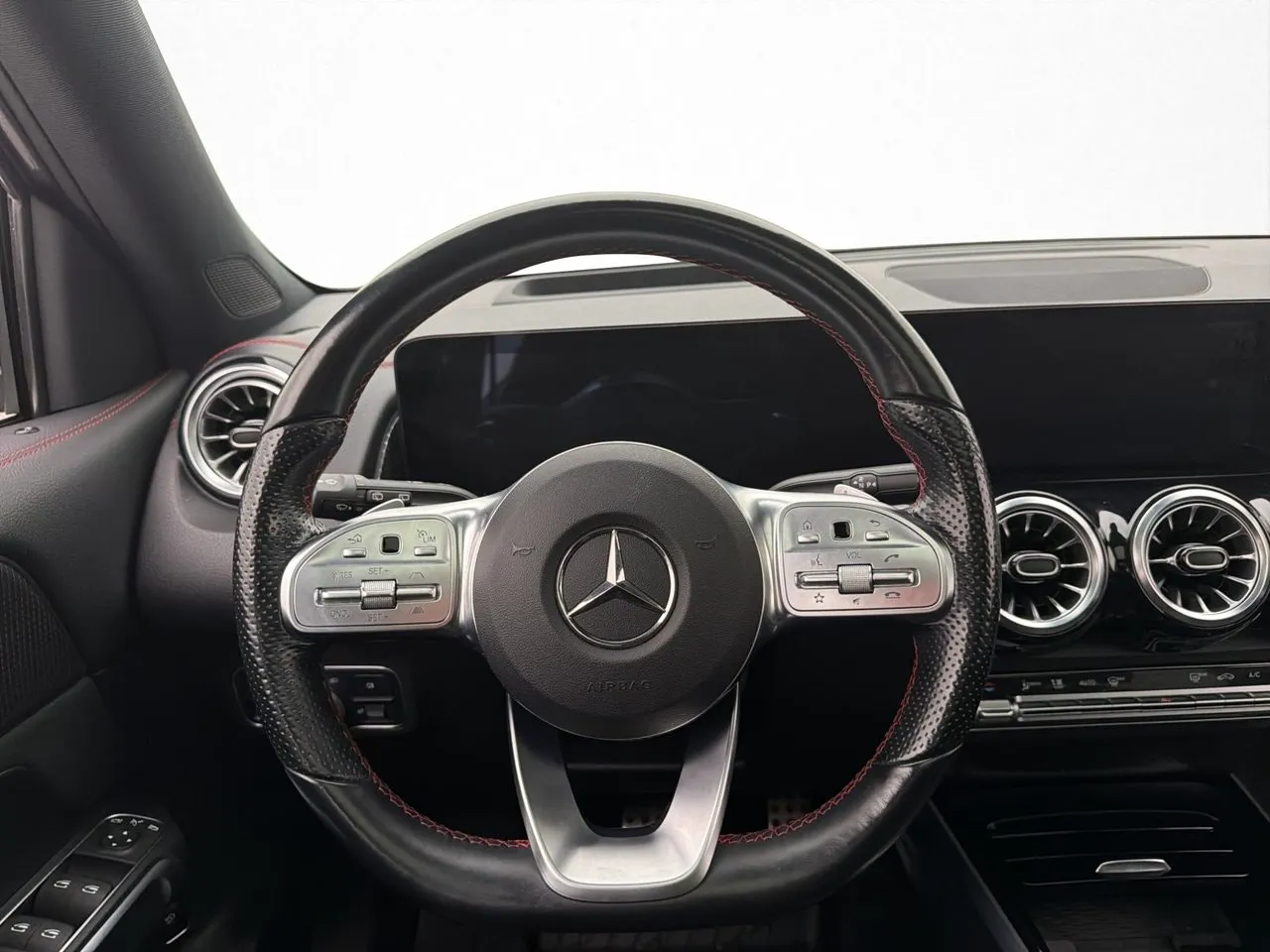 Mercedes EQB350 bild 15