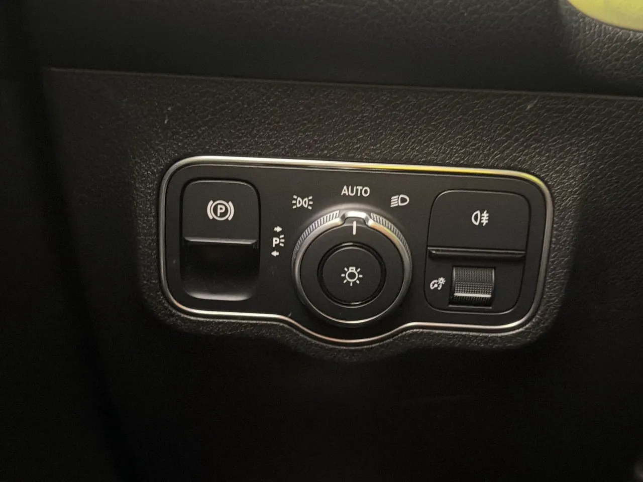 Mercedes EQB350 bild 17