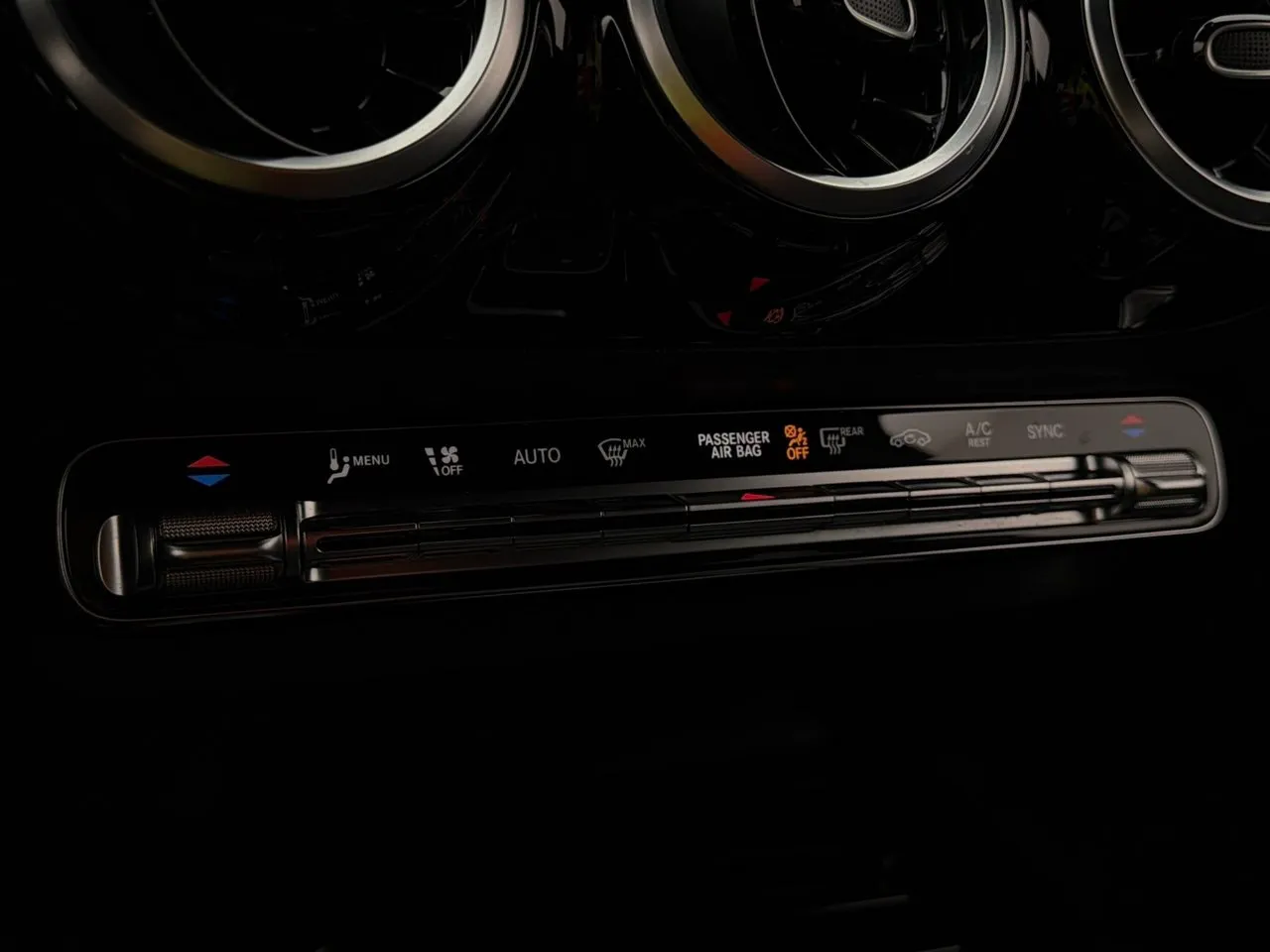 Mercedes GLA200 bild 25