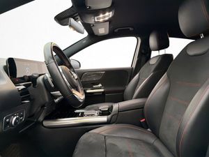 Mercedes GLA200 bild 12